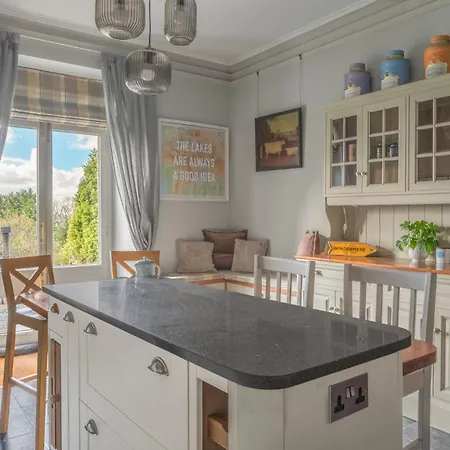 Luxury Georgian Country House, District - Pass The Keys Grange-over-Sands