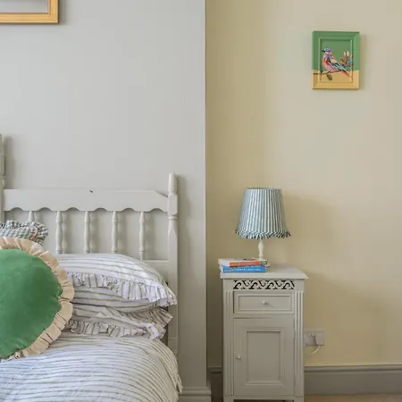 Luxury Georgian Country House, District - Pass The Keys Σπίτι διακοπών *