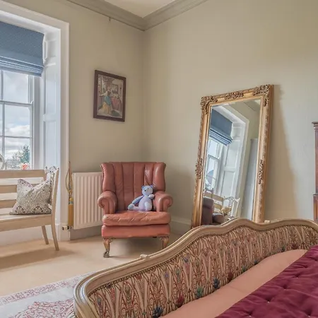 Luxury Georgian Country House, District - Pass The Keys Σπίτι διακοπών *