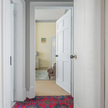 Luxury Georgian Country House, District - Pass The Keys