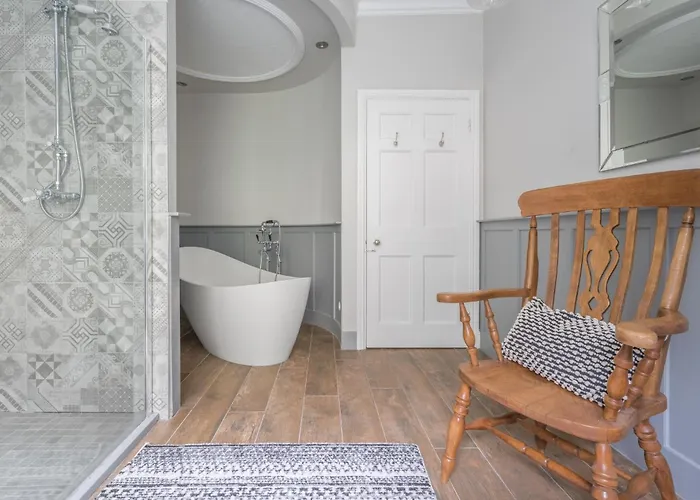 Luxury Georgian Country House, District - Pass The Keys *