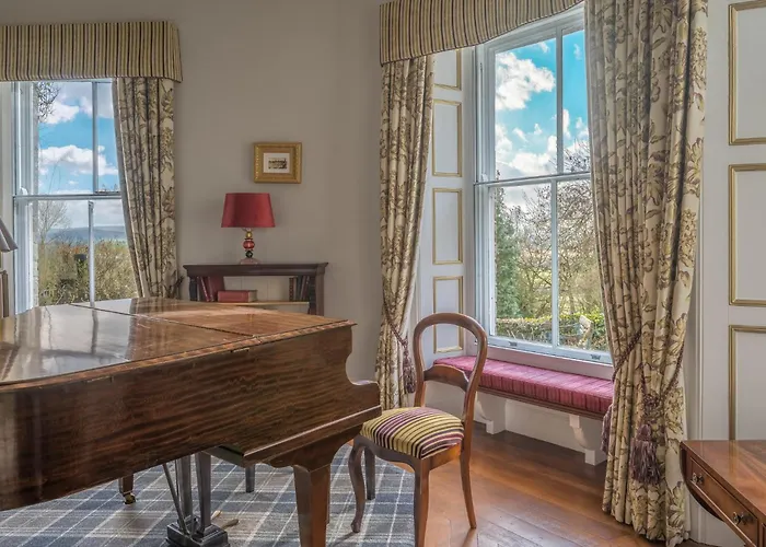 Luxury Georgian Country House, District - Pass The Keys *