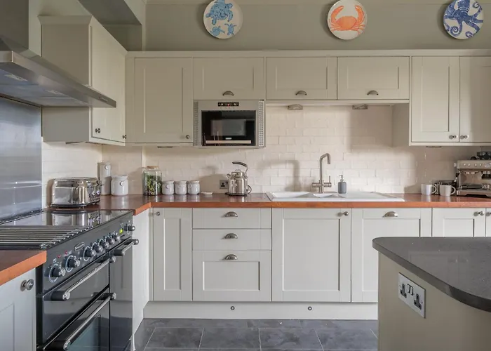 Luxury Georgian Country House, District - Pass The Keys * Grange-over-Sands