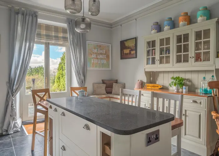 Luxury Georgian Country House, District - Pass The Keys Grange-over-Sands