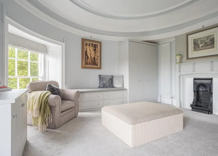 Luxury Georgian Country House, District - Pass The Keys