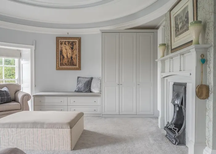 Nyaraló Luxury Georgian Country House, District - Pass The Keys