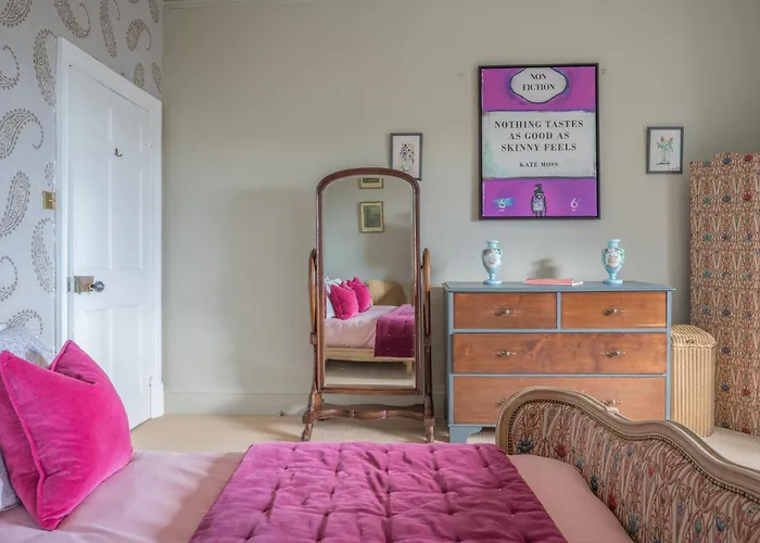 Nyaraló Luxury Georgian Country House, District - Pass The Keys