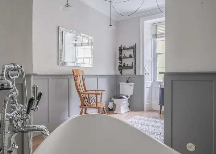 Nyaraló Luxury Georgian Country House, District - Pass The Keys Grange-over-Sands